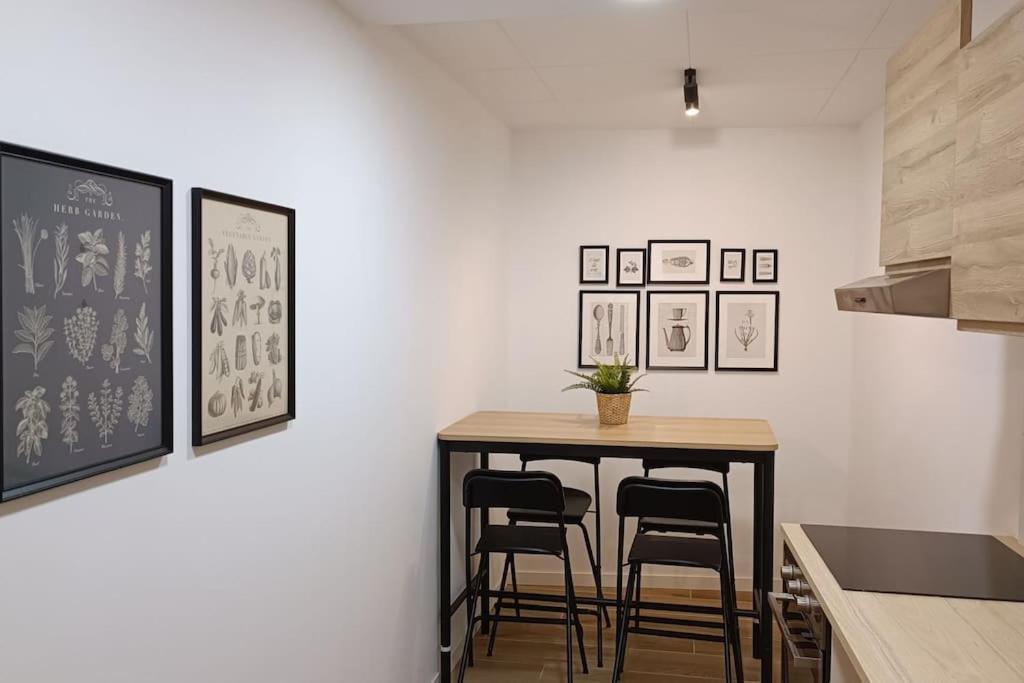 Boutique Apartment Ave Centro Lleida Exterior photo